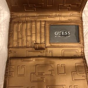 Guess wallet
